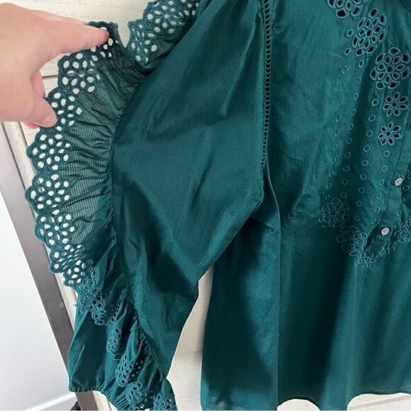 J. Crew Women’s Emerald Green Eyelet 1/2 Button Exaggerated Ruffle Sleeve Blouse - Picture 5 of 8